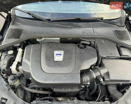 Чорний Вольво B60, об'ємом двигуна 2 л та пробігом 235 тис. км за 13300 $, фото 57 на Automoto.ua