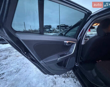 Черный Вольво B60, объемом двигателя 1.6 л и пробегом 242 тыс. км за 9700 $, фото 28 на Automoto.ua