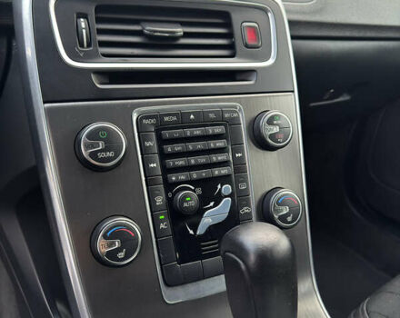 Чорний Вольво B60, об'ємом двигуна 1.98 л та пробігом 240 тис. км за 12700 $, фото 42 на Automoto.ua