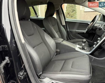 Чорний Вольво B60, об'ємом двигуна 1.56 л та пробігом 275 тис. км за 9650 $, фото 31 на Automoto.ua