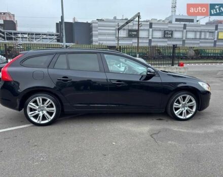 Черный Вольво B60, объемом двигателя 1.98 л и пробегом 237 тыс. км за 12700 $, фото 18 на Automoto.ua