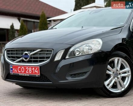 Черный Вольво B60, объемом двигателя 1.56 л и пробегом 239 тыс. км за 9850 $, фото 16 на Automoto.ua