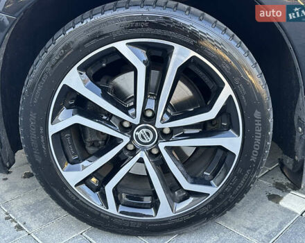 Черный Вольво B60, объемом двигателя 2 л и пробегом 204 тыс. км за 11390 $, фото 22 на Automoto.ua