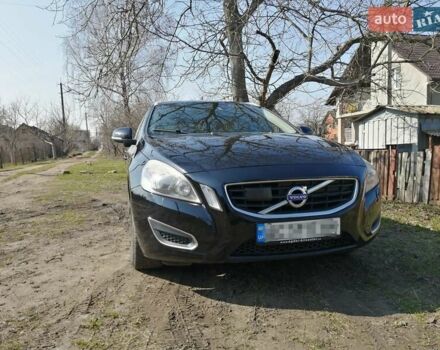 Чорний Вольво B60, об'ємом двигуна 1.56 л та пробігом 360 тис. км за 9000 $, фото 5 на Automoto.ua