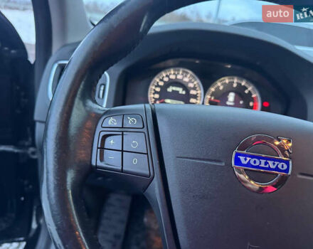 Черный Вольво B60, объемом двигателя 1.6 л и пробегом 242 тыс. км за 9700 $, фото 34 на Automoto.ua