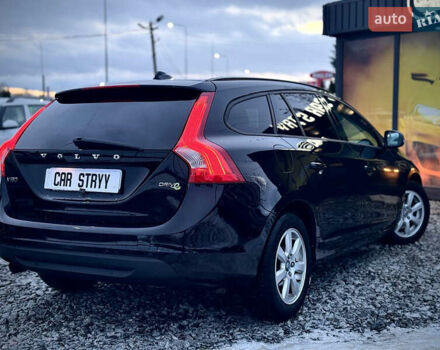 Черный Вольво B60, объемом двигателя 1.6 л и пробегом 242 тыс. км за 9700 $, фото 2 на Automoto.ua