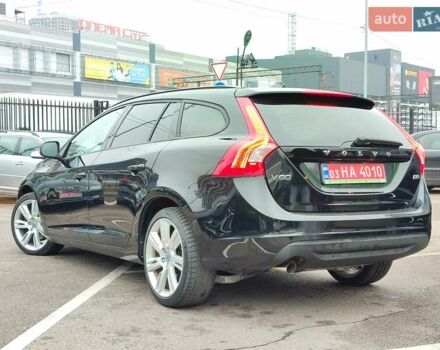 Черный Вольво B60, объемом двигателя 1.98 л и пробегом 237 тыс. км за 12700 $, фото 7 на Automoto.ua