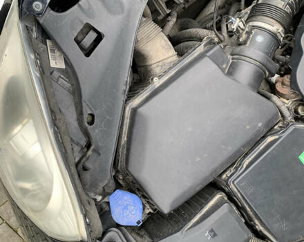 Черный Вольво B60, объемом двигателя 1.98 л и пробегом 228 тыс. км за 12500 $, фото 16 на Automoto.ua