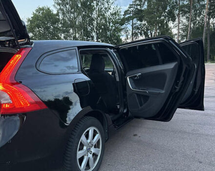 Черный Вольво B60, объемом двигателя 1.98 л и пробегом 288 тыс. км за 10500 $, фото 15 на Automoto.ua