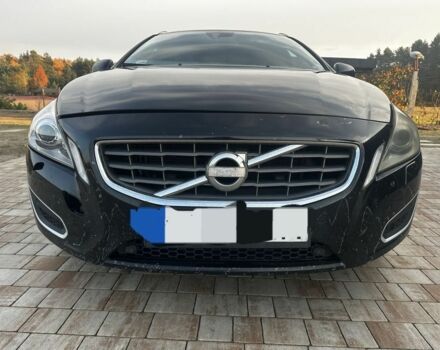 Черный Вольво B60, объемом двигателя 2 л и пробегом 323 тыс. км за 3250 $, фото 3 на Automoto.ua