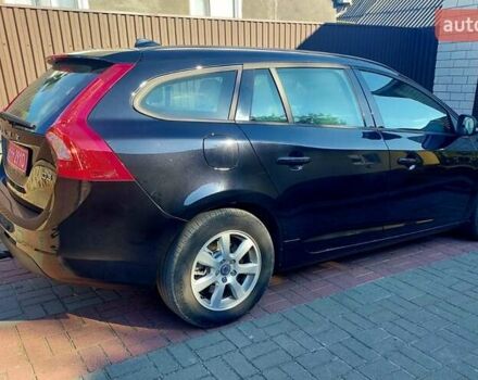 Черный Вольво B60, объемом двигателя 1.99 л и пробегом 262 тыс. км за 11333 $, фото 11 на Automoto.ua