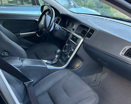 Чорний Вольво B60, об'ємом двигуна 1.6 л та пробігом 220 тис. км за 9500 $, фото 7 на Automoto.ua