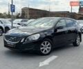 Черный Вольво B60, объемом двигателя 1.56 л и пробегом 271 тыс. км за 8900 $, фото 1 на Automoto.ua