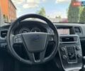 Черный Вольво B60, объемом двигателя 1.56 л и пробегом 218 тыс. км за 9850 $, фото 65 на Automoto.ua