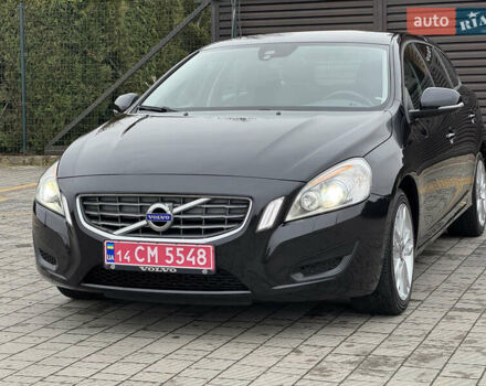 Черный Вольво B60, объемом двигателя 1.6 л и пробегом 214 тыс. км за 10499 $, фото 138 на Automoto.ua