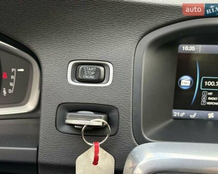 Чорний Вольво B60, об'ємом двигуна 1.99 л та пробігом 257 тис. км за 12200 $, фото 42 на Automoto.ua