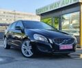 Черный Вольво B60, объемом двигателя 2 л и пробегом 206 тыс. км за 12999 $, фото 1 на Automoto.ua