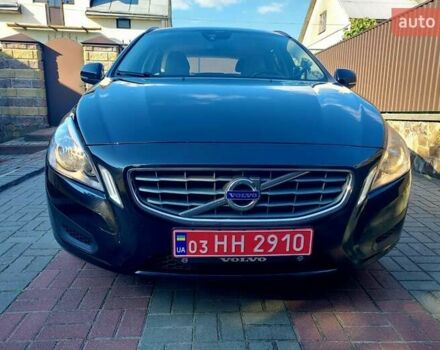 Черный Вольво B60, объемом двигателя 1.99 л и пробегом 262 тыс. км за 11333 $, фото 2 на Automoto.ua
