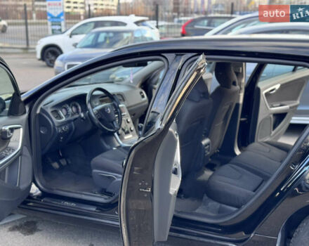Чорний Вольво B60, об'ємом двигуна 1.6 л та пробігом 198 тис. км за 11300 $, фото 19 на Automoto.ua