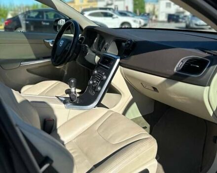 Черный Вольво B60, объемом двигателя 1.99 л и пробегом 266 тыс. км за 11111 $, фото 15 на Automoto.ua