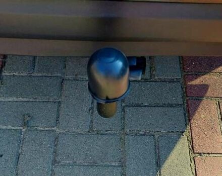 Черный Вольво B60, объемом двигателя 1.99 л и пробегом 266 тыс. км за 11111 $, фото 46 на Automoto.ua