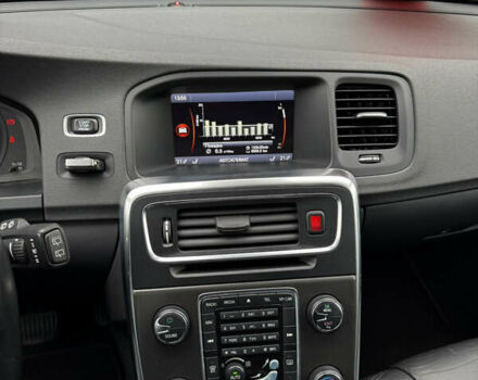 Чорний Вольво B60, об'ємом двигуна 2 л та пробігом 262 тис. км за 11799 $, фото 44 на Automoto.ua