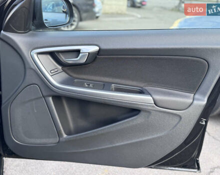 Чорний Вольво B60, об'ємом двигуна 1.6 л та пробігом 198 тис. км за 11300 $, фото 33 на Automoto.ua