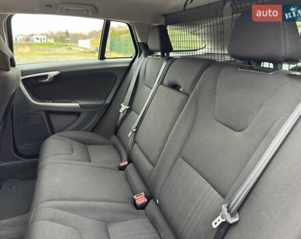 Чорний Вольво B60, об'ємом двигуна 1.6 л та пробігом 214 тис. км за 10499 $, фото 106 на Automoto.ua