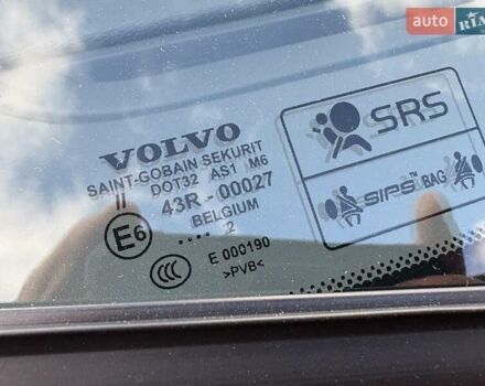 Чорний Вольво B60, об'ємом двигуна 1.99 л та пробігом 257 тис. км за 12200 $, фото 13 на Automoto.ua