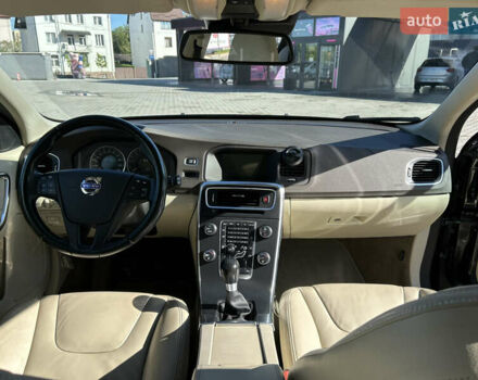 Вольво B60 2012 у Львові на Automoto.ua Чорний Вольво B60, об'ємом двигуна 1.99 л та пробігом 267 тис. км за 11150 $, фото 43 на Automoto.ua