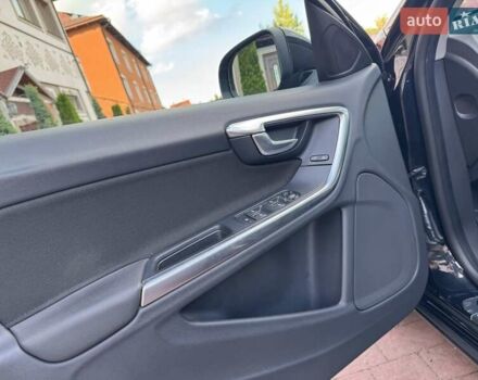 Черный Вольво B60, объемом двигателя 1.56 л и пробегом 218 тыс. км за 9850 $, фото 55 на Automoto.ua