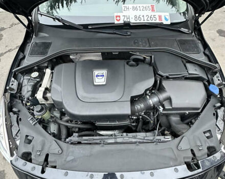 Черный Вольво B60, объемом двигателя 2.4 л и пробегом 265 тыс. км за 11500 $, фото 37 на Automoto.ua