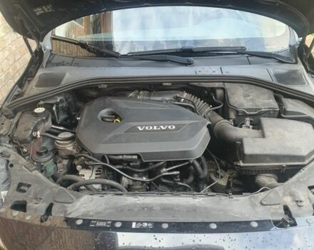 Черный Вольво B60, объемом двигателя 1.6 л и пробегом 290 тыс. км за 9900 $, фото 9 на Automoto.ua