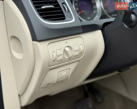 Чорний Вольво B60, об'ємом двигуна 2 л та пробігом 226 тис. км за 11200 $, фото 24 на Automoto.ua