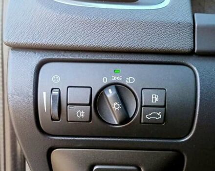 Чорний Вольво B60, об'ємом двигуна 1.6 л та пробігом 247 тис. км за 10750 $, фото 79 на Automoto.ua