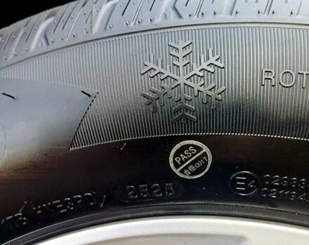 Чорний Вольво B60, об'ємом двигуна 1.6 л та пробігом 247 тис. км за 10750 $, фото 129 на Automoto.ua