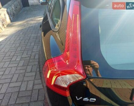 Черный Вольво B60, объемом двигателя 1.99 л и пробегом 262 тыс. км за 11333 $, фото 29 на Automoto.ua