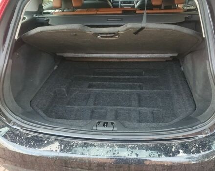 Черный Вольво B60, объемом двигателя 1.6 л и пробегом 290 тыс. км за 9900 $, фото 2 на Automoto.ua