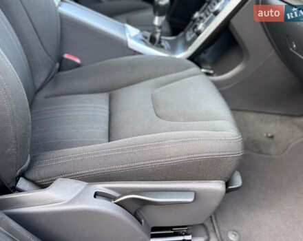 Чорний Вольво B60, об'ємом двигуна 1.6 л та пробігом 198 тис. км за 11300 $, фото 32 на Automoto.ua