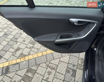 Чорний Вольво B60, об'ємом двигуна 1.6 л та пробігом 214 тис. км за 10499 $, фото 104 на Automoto.ua