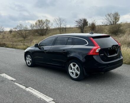 Черный Вольво B60, объемом двигателя 2 л и пробегом 223 тыс. км за 11500 $, фото 3 на Automoto.ua