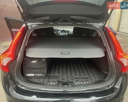 Чорний Вольво B60, об'ємом двигуна 2 л та пробігом 266 тис. км за 10500 $, фото 4 на Automoto.ua