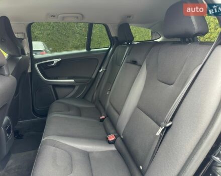 Черный Вольво B60, объемом двигателя 1.6 л и пробегом 207 тыс. км за 10850 $, фото 125 на Automoto.ua