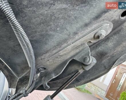 Черный Вольво B60, объемом двигателя 1.56 л и пробегом 218 тыс. км за 9850 $, фото 127 на Automoto.ua