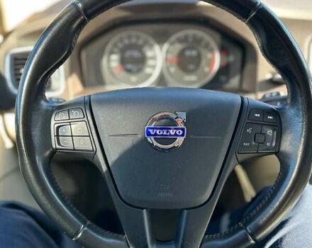 Черный Вольво B60, объемом двигателя 1.99 л и пробегом 262 тыс. км за 11333 $, фото 25 на Automoto.ua