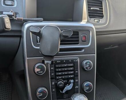 Чорний Вольво B60, об'ємом двигуна 1.56 л та пробігом 231 тис. км за 10500 $, фото 14 на Automoto.ua