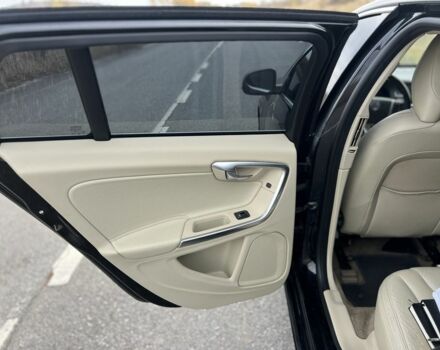 Черный Вольво B60, объемом двигателя 2 л и пробегом 223 тыс. км за 11500 $, фото 14 на Automoto.ua