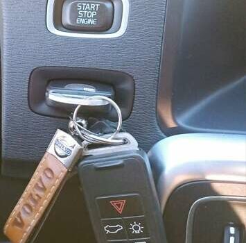 Чорний Вольво B60, об'ємом двигуна 1.6 л та пробігом 247 тис. км за 10750 $, фото 77 на Automoto.ua