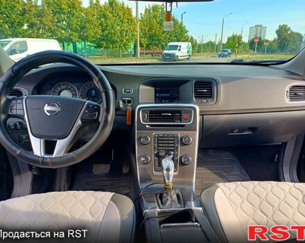 Чорний Вольво B60, об'ємом двигуна 1.6 л та пробігом 245 тис. км за 10500 $, фото 12 на Automoto.ua