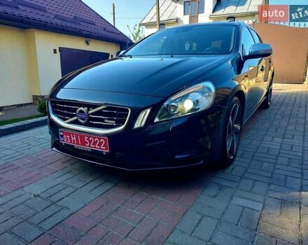 Черный Вольво B60, объемом двигателя 1.98 л и пробегом 272 тыс. км за 11777 $, фото 6 на Automoto.ua